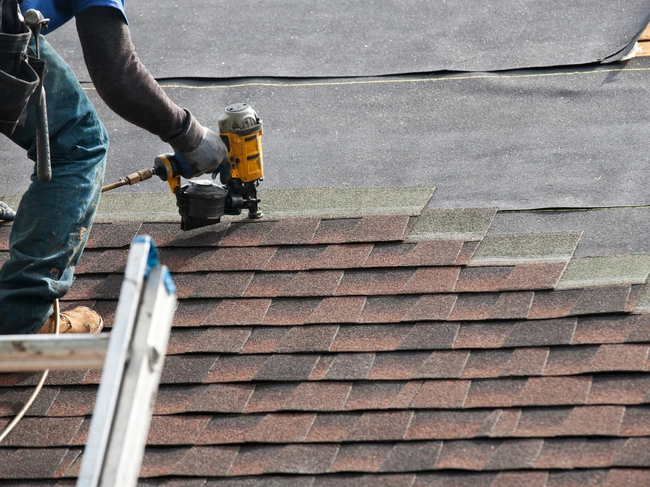 roof replacement contractors near me