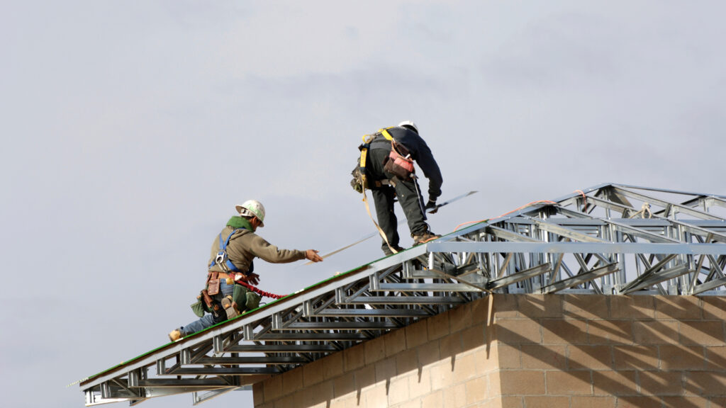 commercial roofing contractors